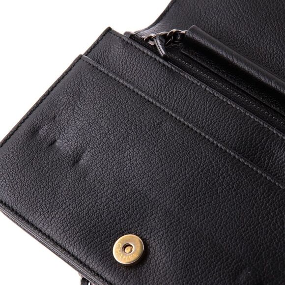 Chanel Gabrielle Wallet on Chain Quilted Aged Calfskin Black - Picture 8 of 9